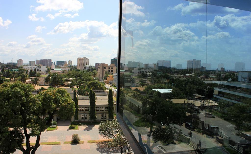 Hotel Raha Tower Dar-es-Salaam Eksteriør bilde